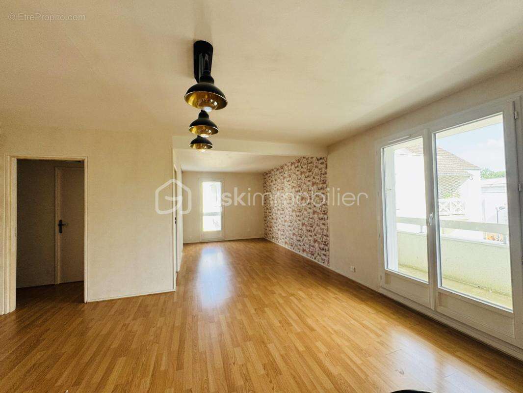 Appartement T3 lumineux avec balcon et garage en résidence sécurisée - photo 4