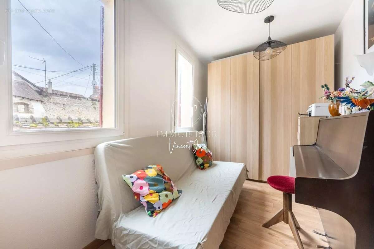 Maison à LES MUREAUX