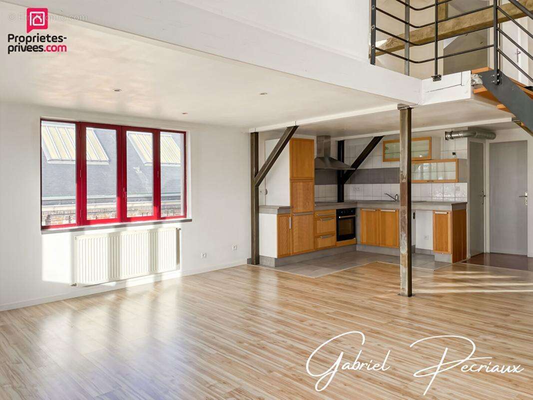 Appartement à SAINTE-SAVINE