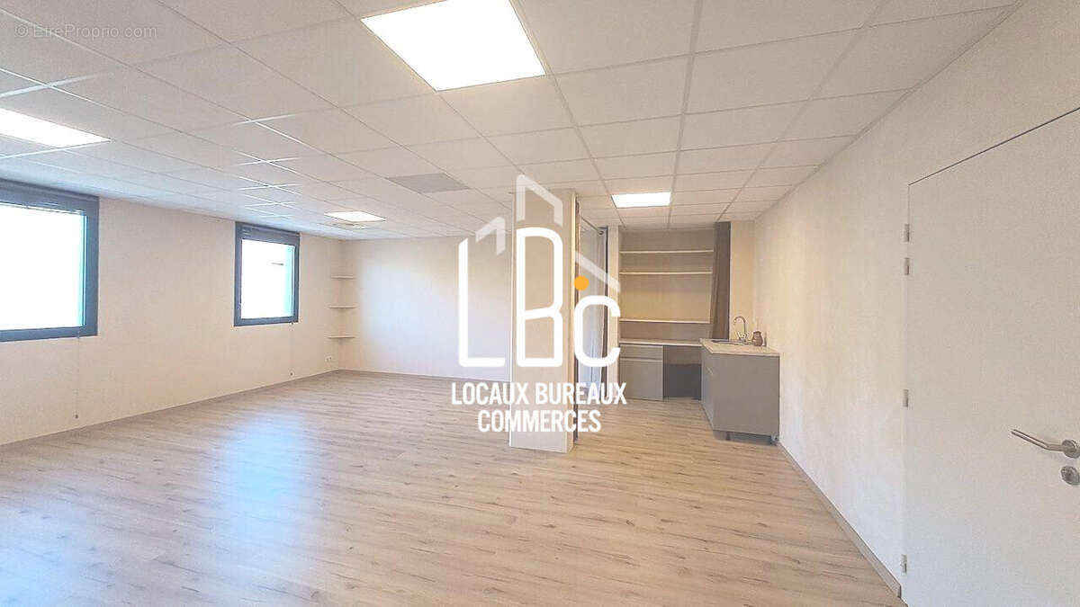 Commerce à SAINT-HERBLAIN