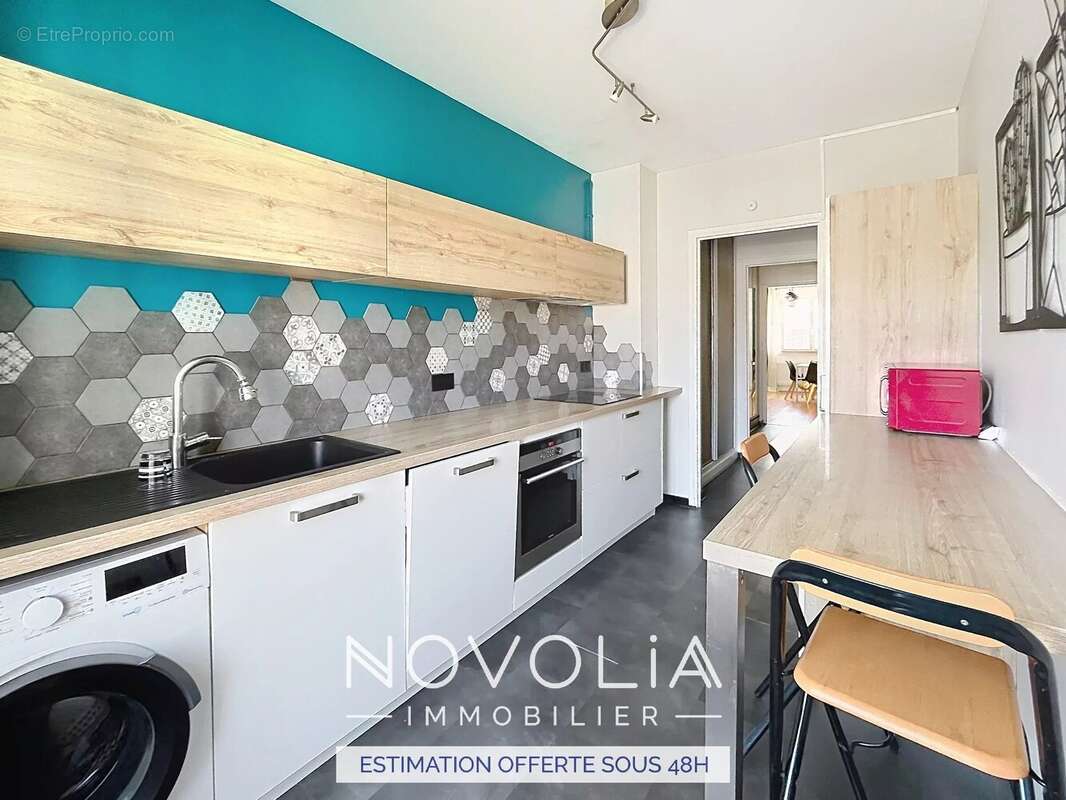 Appartement à LYON-8E
