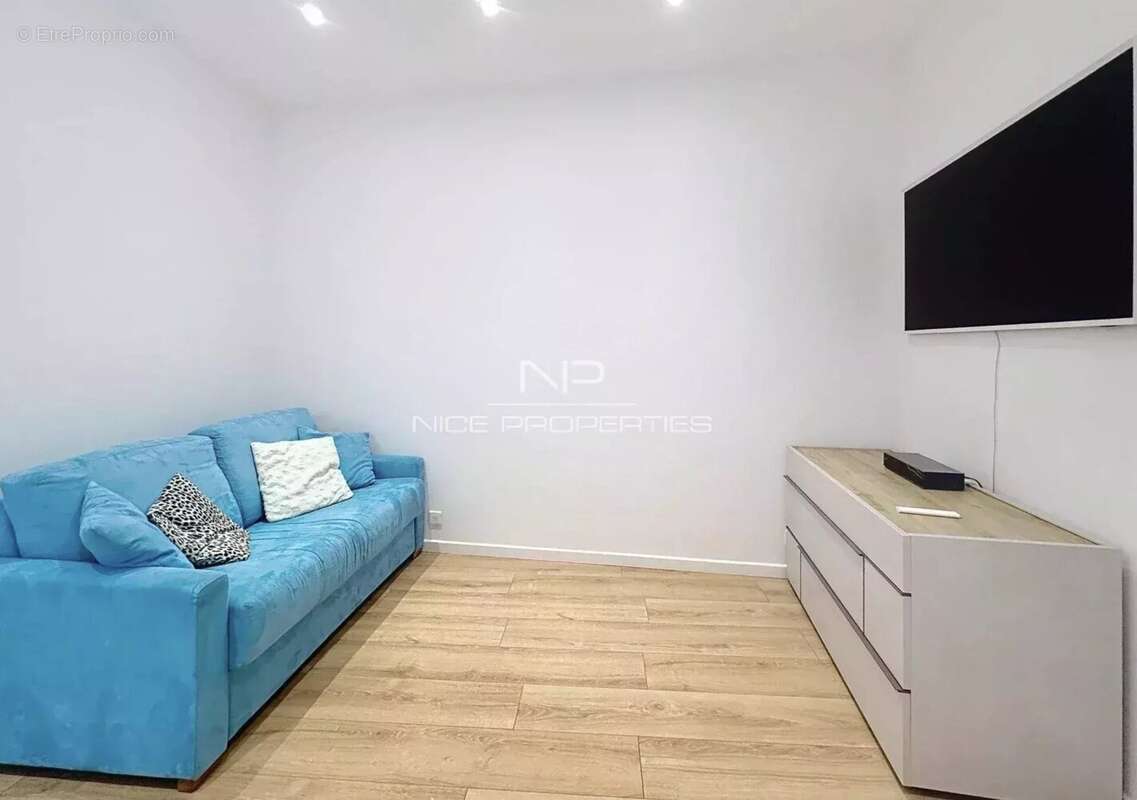 Appartement à ROQUEBRUNE-CAP-MARTIN