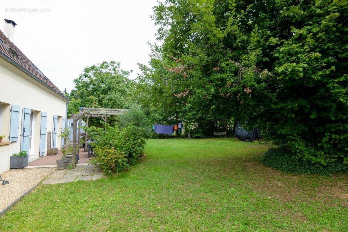 Maison à MONTIGNY-SUR-LOING