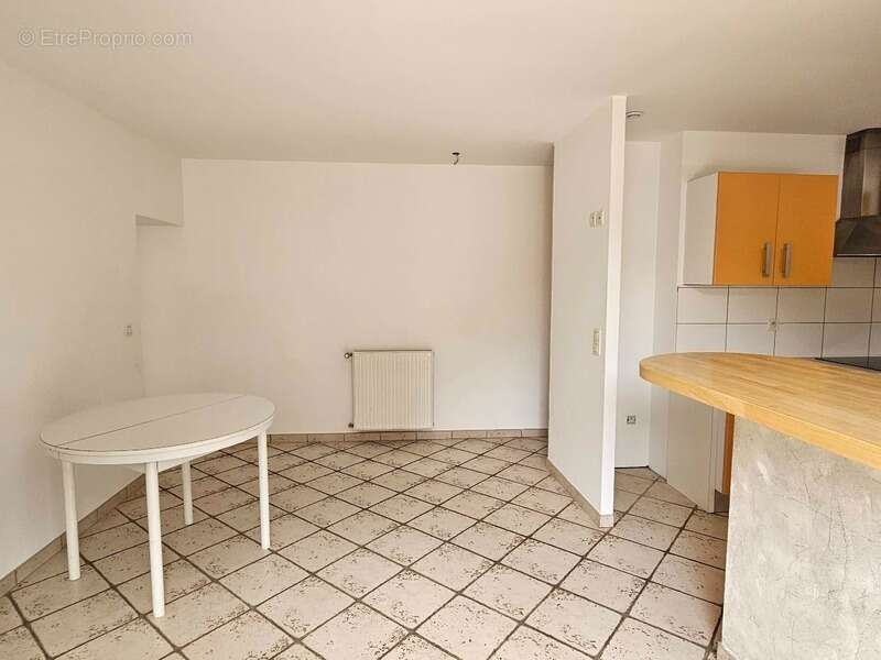 Maison 176 m² habitables - jardin - cour - grange  CHAURIAT (63) - photo 24