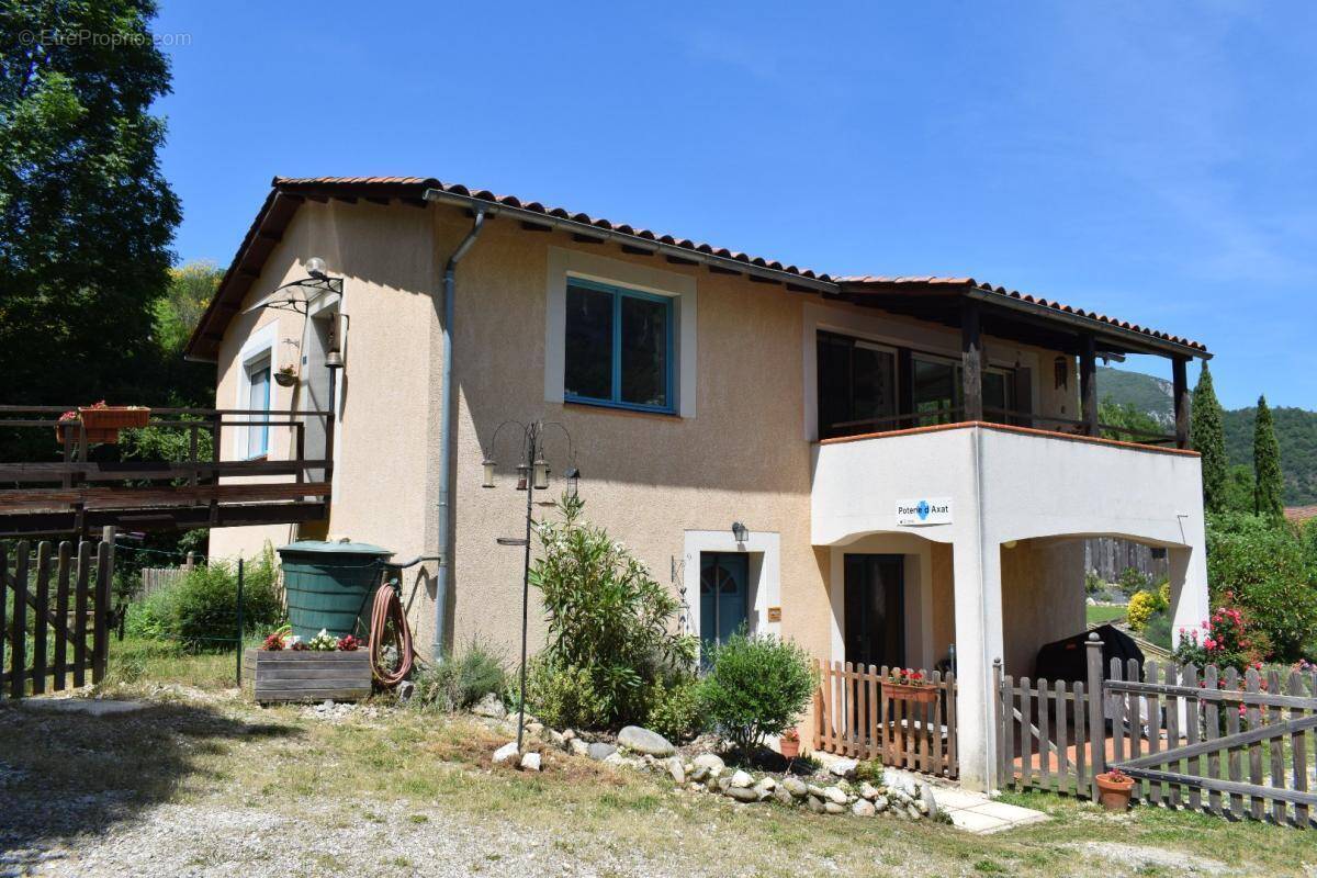 Maison à AXAT