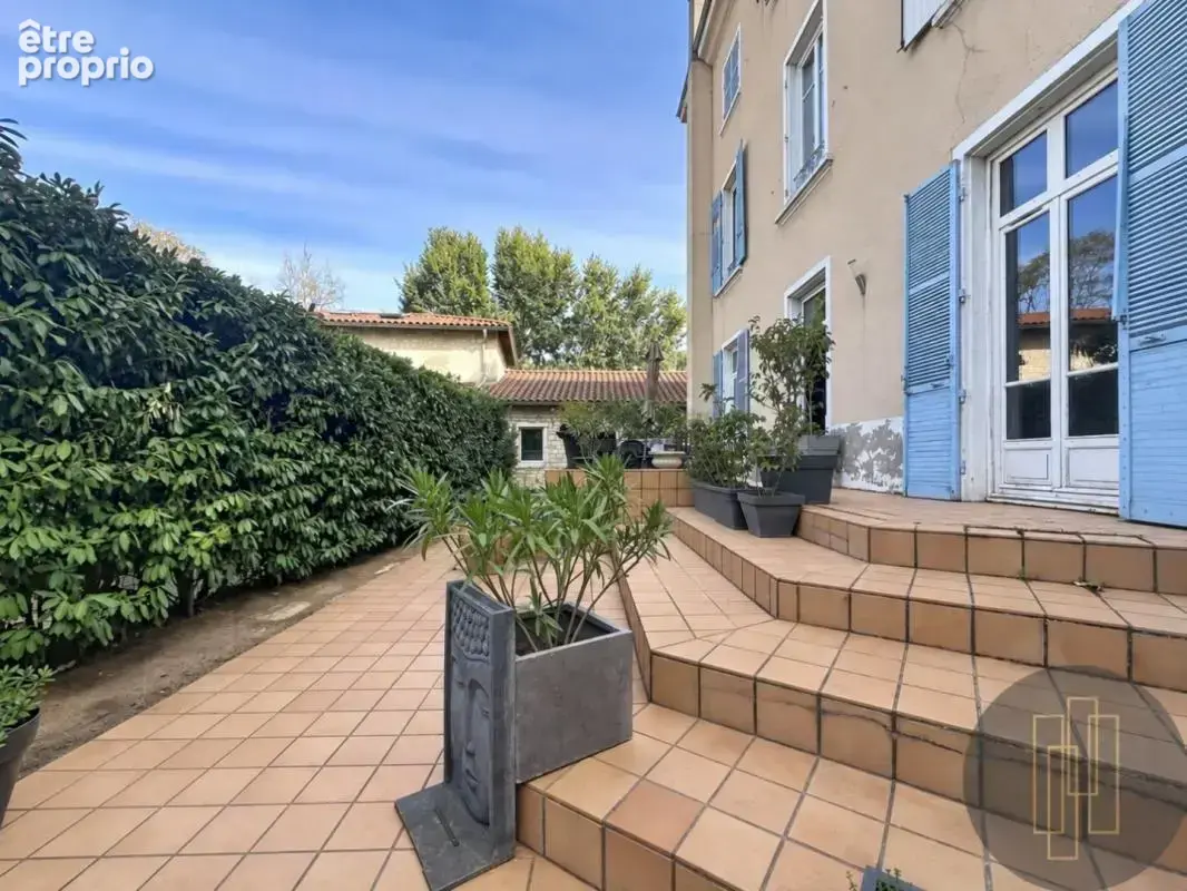 Photo Appartement à Lucenay au prix de 328 000€