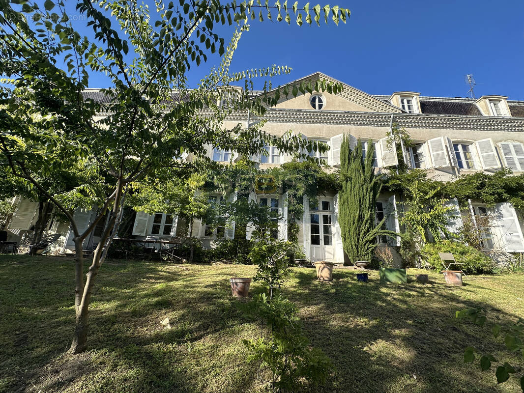 Autre à TREVOUX