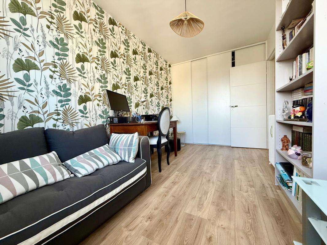 Appartement à MAROLLES-EN-HUREPOIX