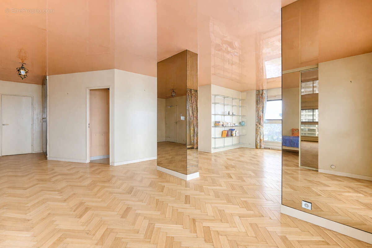 Appartement à PARIS-15E