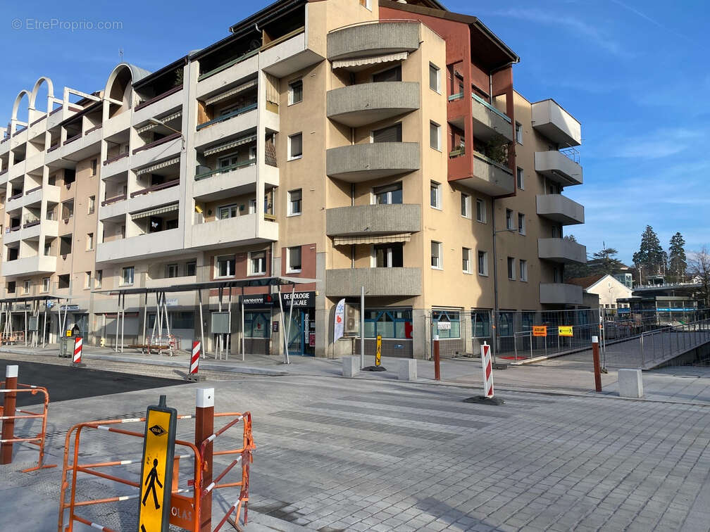 Exclusivite : thonon - local commercial / bureau - 261m² - photo 8