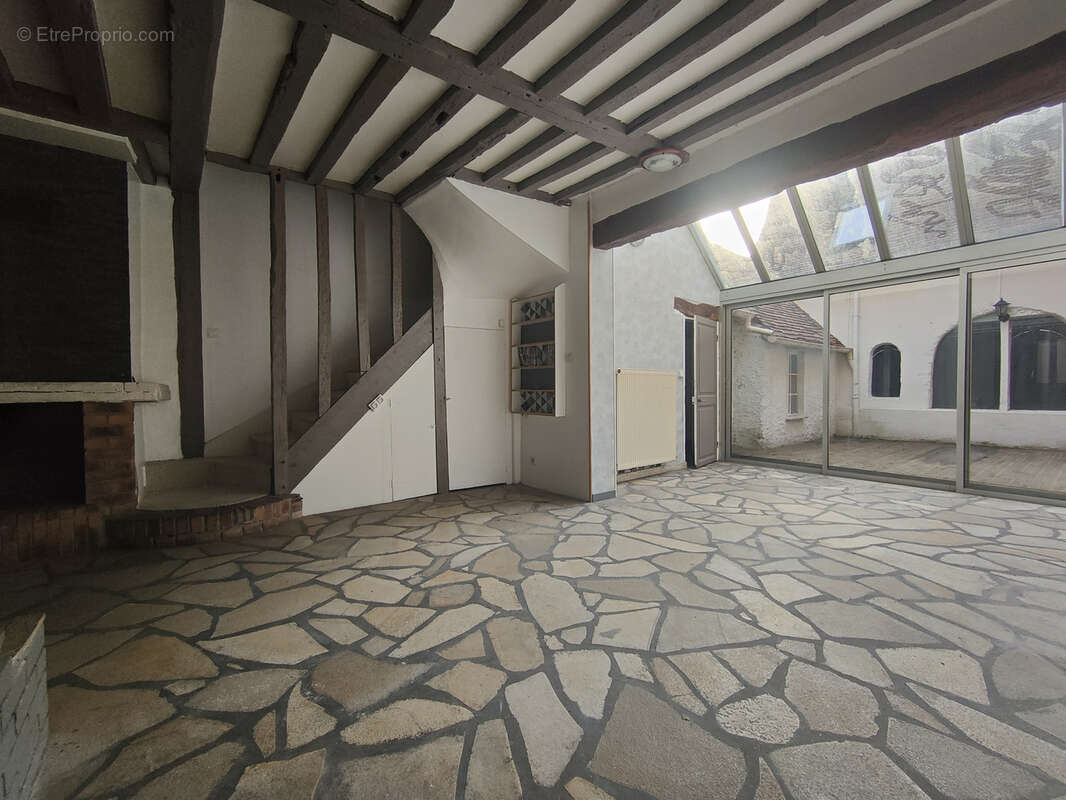 Maison à BEAUVAIS