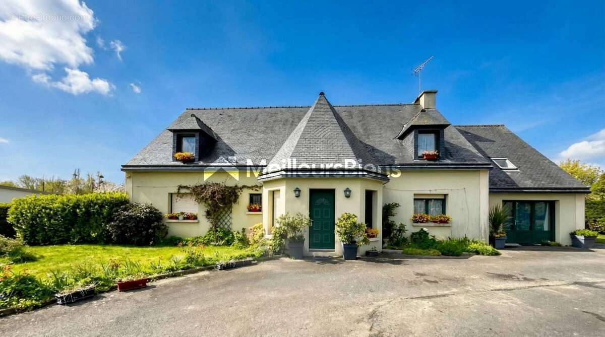 Maison à PLOUAGAT