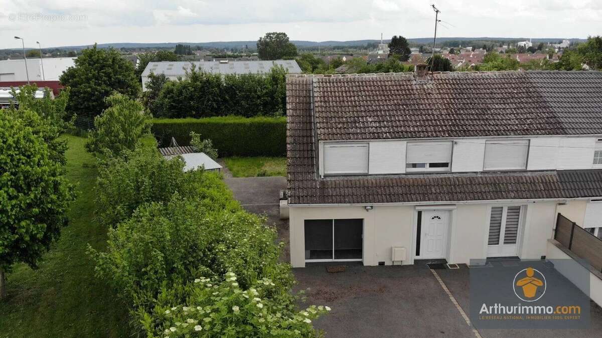 Maison à RIBECOURT-DRESLINCOURT