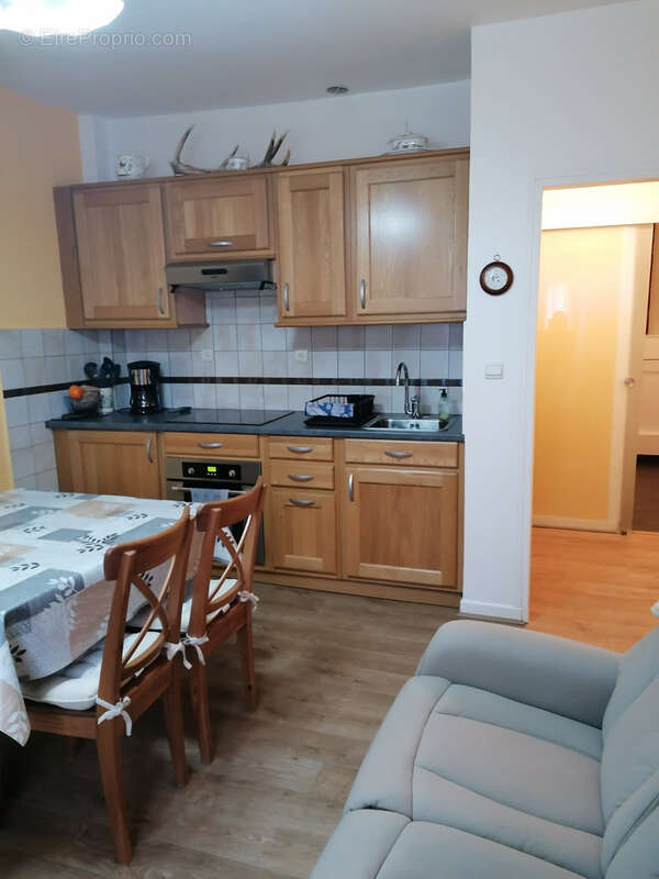 Appartement à RIOM-ES-MONTAGNES