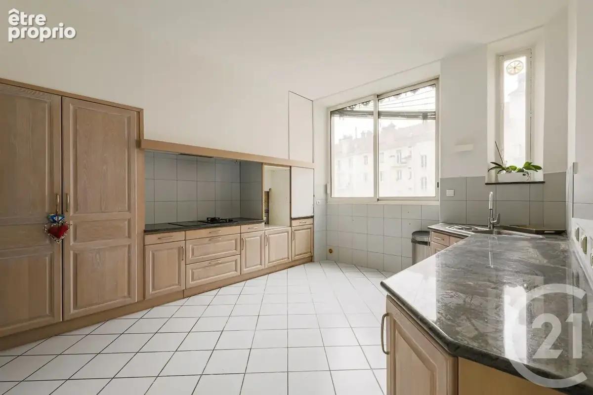 Appartement 4 pièces 187 m² à vendre à Grenoble (38000) - photo 11