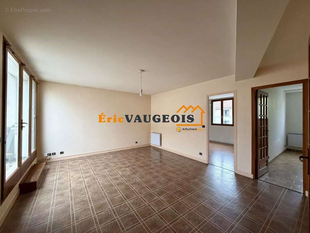 Appartement à COULOMMIERS
