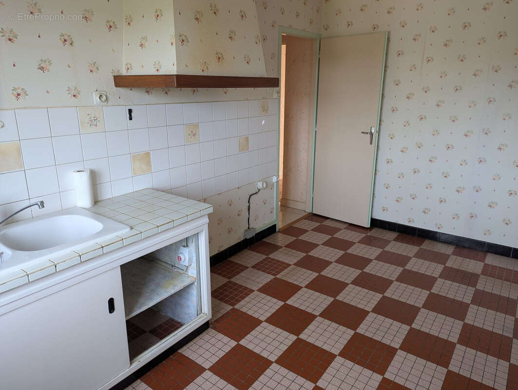 Maison à MONTGIVRAY