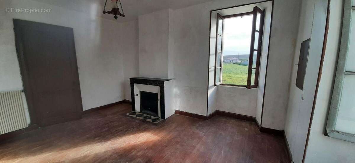 Maison à PARDAILLAN