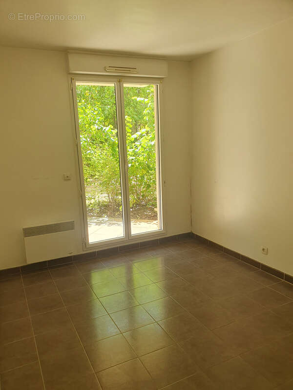 Appartement à CORBEIL-ESSONNES