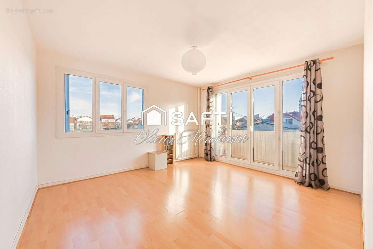Photo 9 - Appartement à VIGNEUX-SUR-SEINE