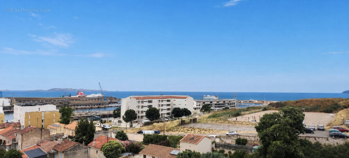 Appartement à MARSEILLE-15E