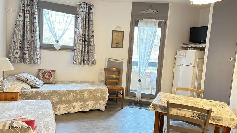 Appartement à GREOUX-LES-BAINS