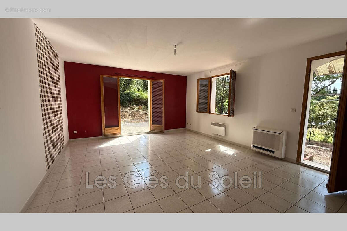 Maison à LA CELLE