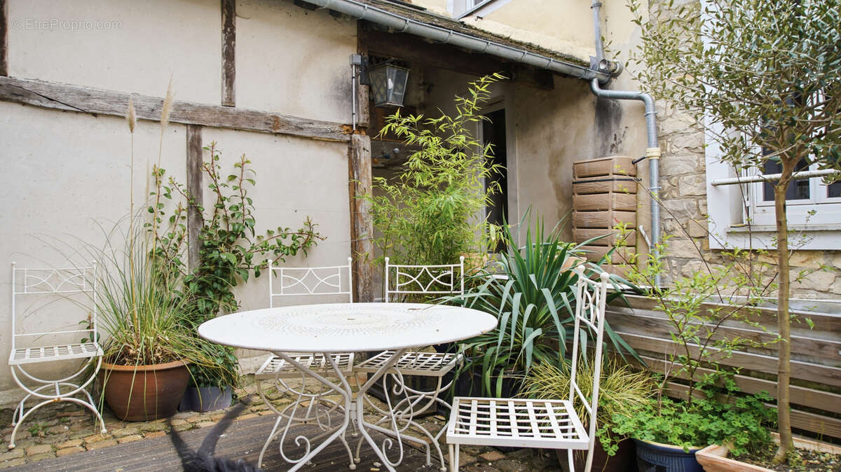 Maison à MONTIGNY-SUR-LOING