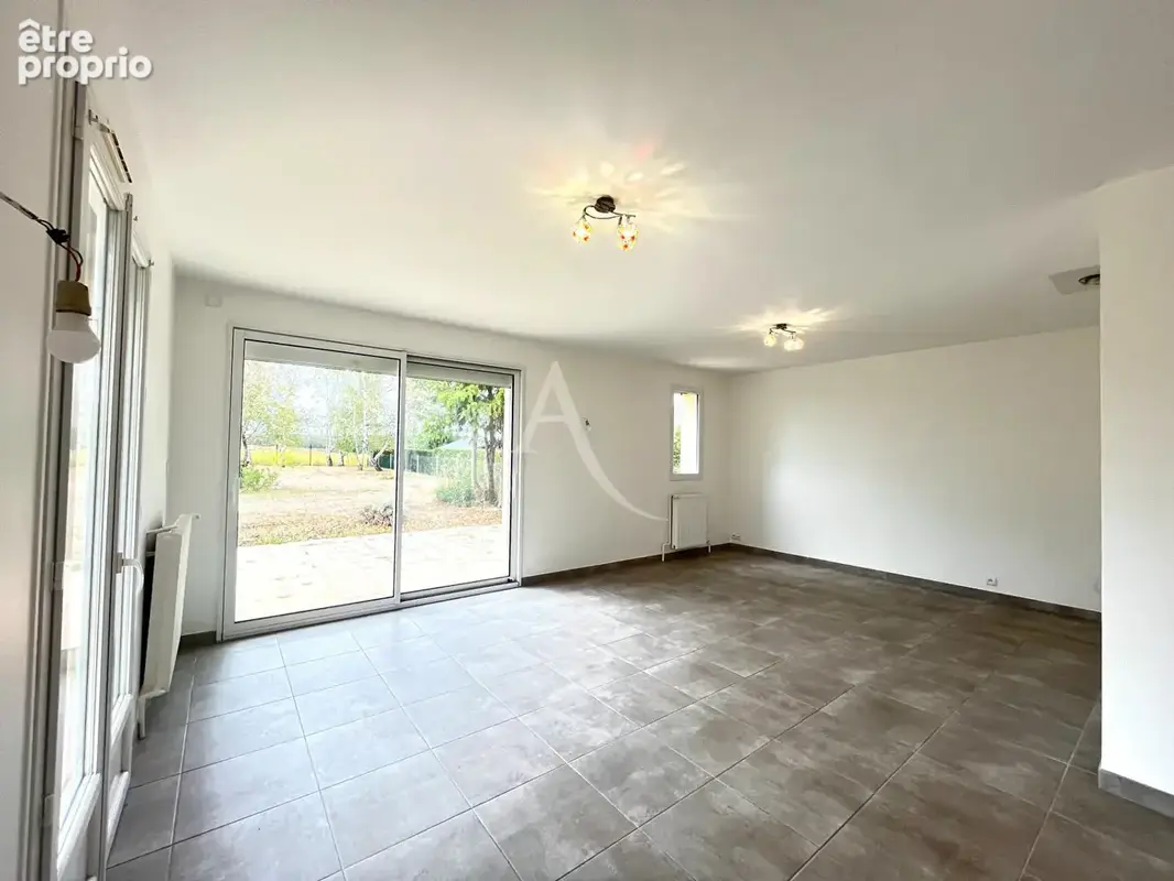 Maison 130 m² à Vineuil  - photo 13