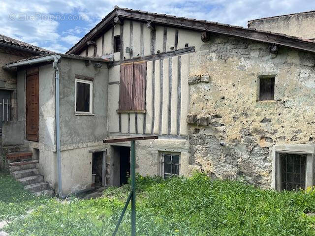 Maison à MEZIN