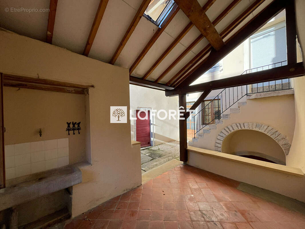 Maison à LONS-LE-SAUNIER