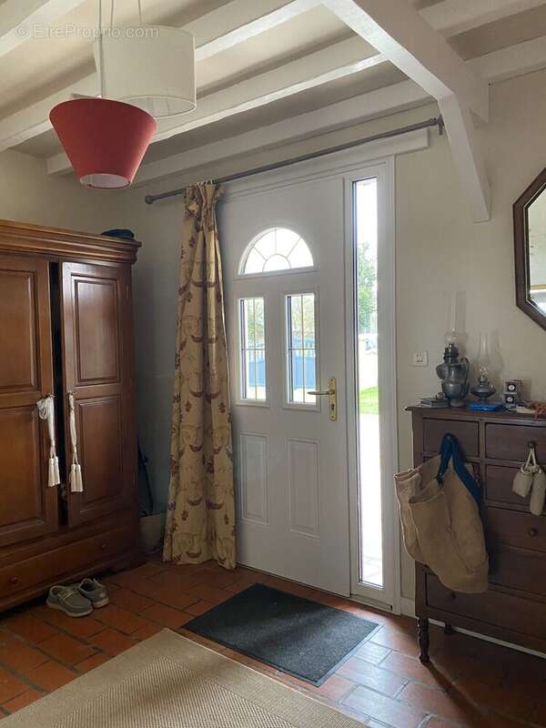 Maison à NEUVIC-ENTIER