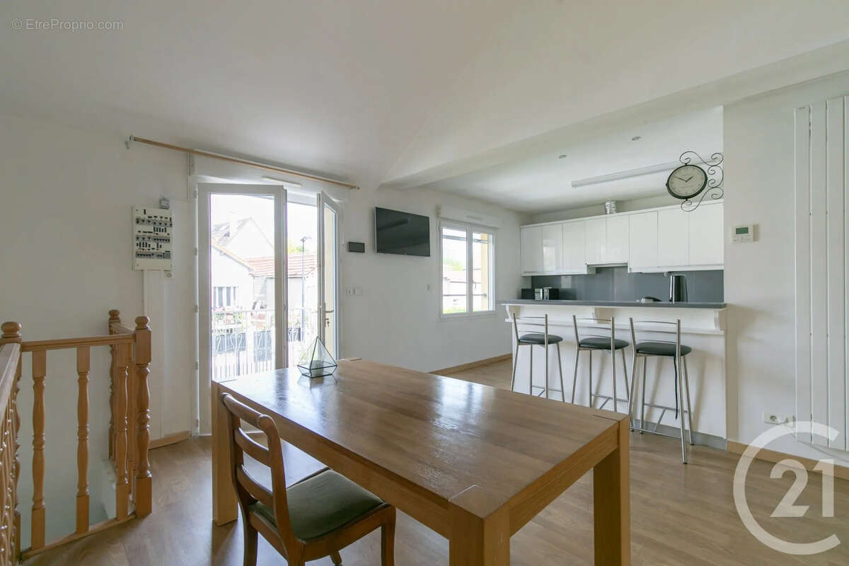 Maison à CHAMPIGNY-SUR-MARNE