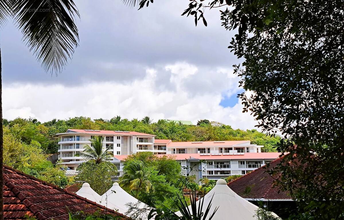 Appartement à LES TROIS-ILETS