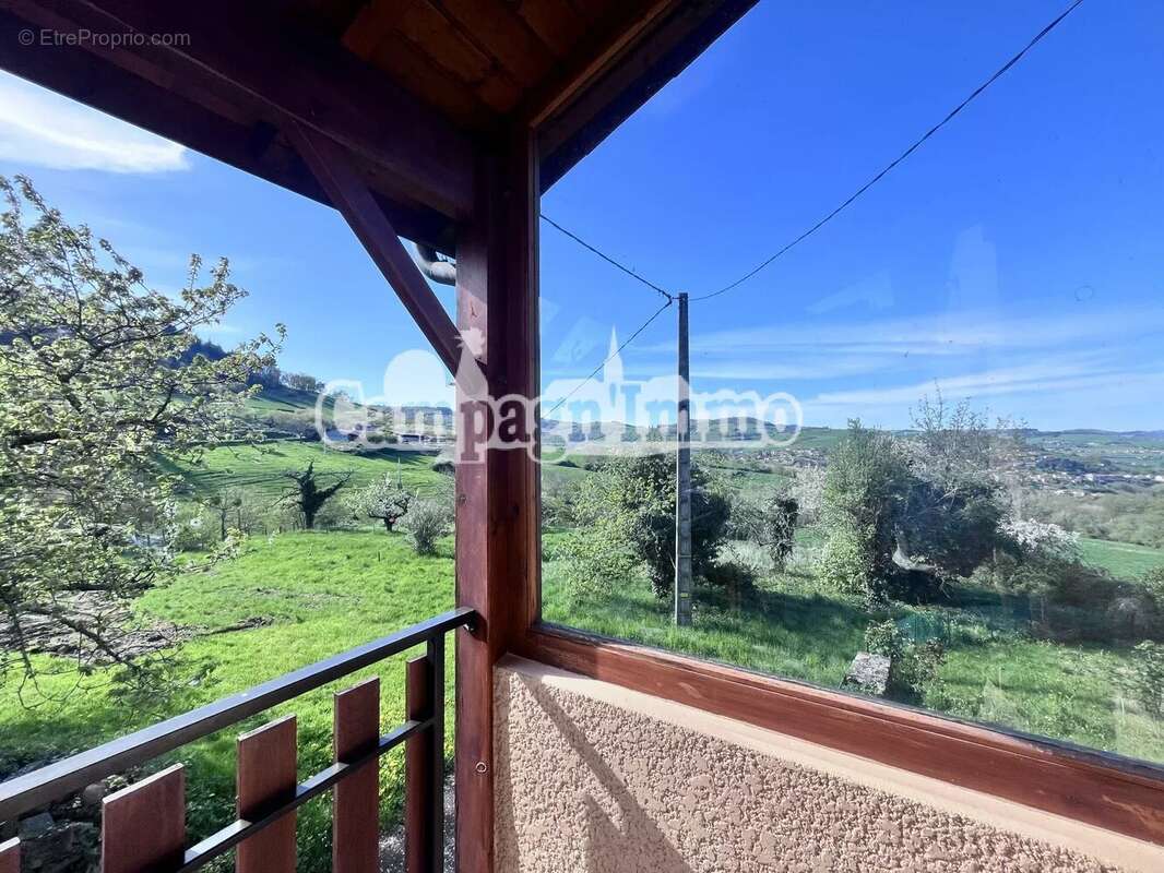 Maison à SAINT-FORGEUX