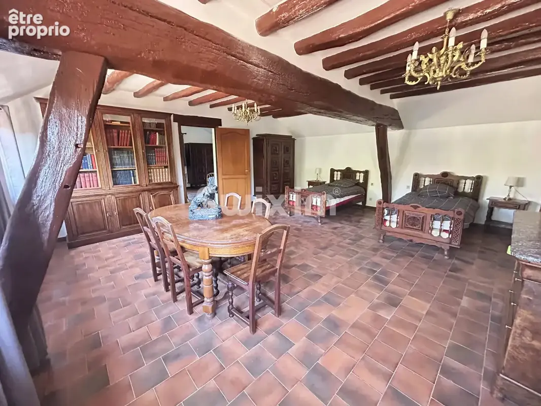 Propriété avec dépendances sur un terrain de 37 500m² - photo 13