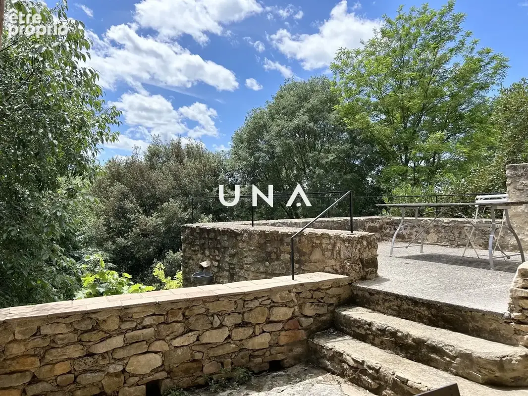 Propriété authentique avec jardin et piscine - photo 8