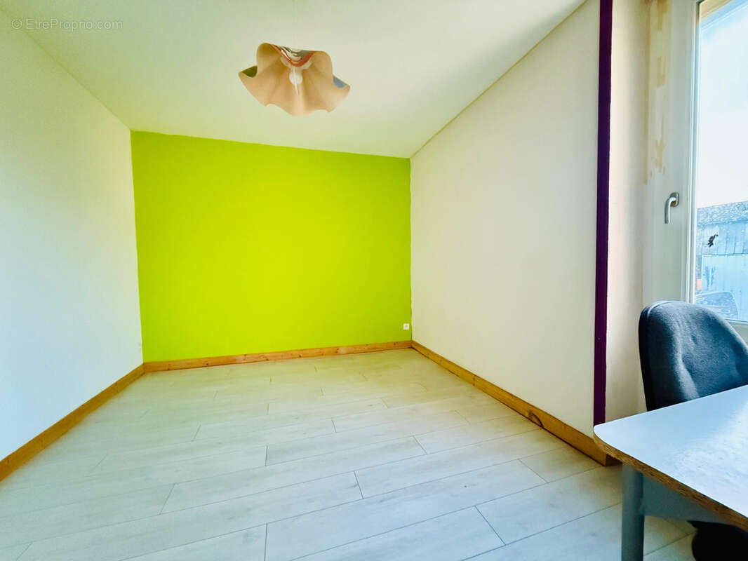 Maison à SAINT-JULIEN-DE-CONCELLES