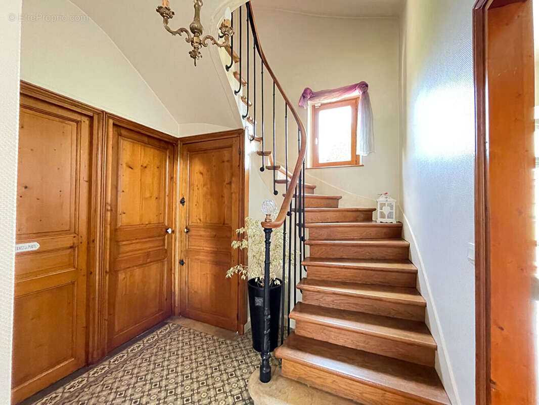 Maison à BEAUMONT-SUR-OISE