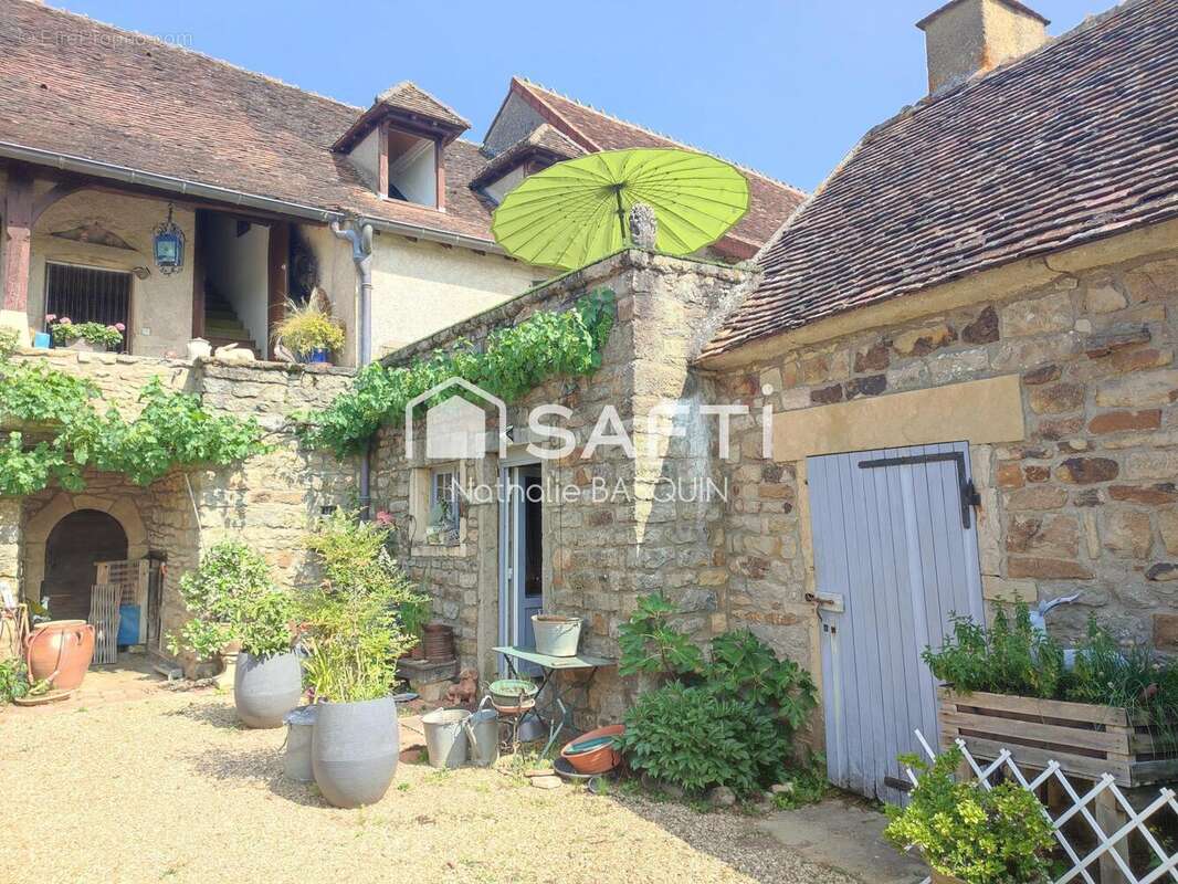 Photo 4 - Maison à SAINT-GENGOUX-LE-NATIONAL