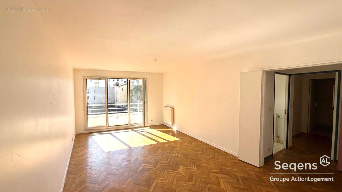 Appartement à LE KREMLIN-BICETRE