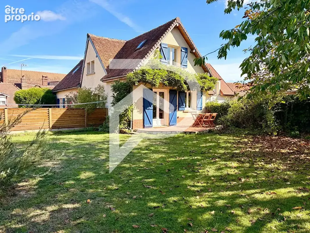 Photo Maison à Savignies au prix de 217 000€