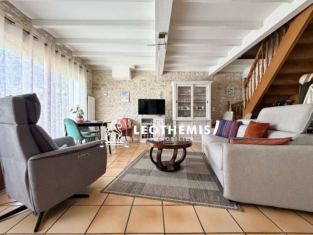 Maison à MESCHERS-SUR-GIRONDE
