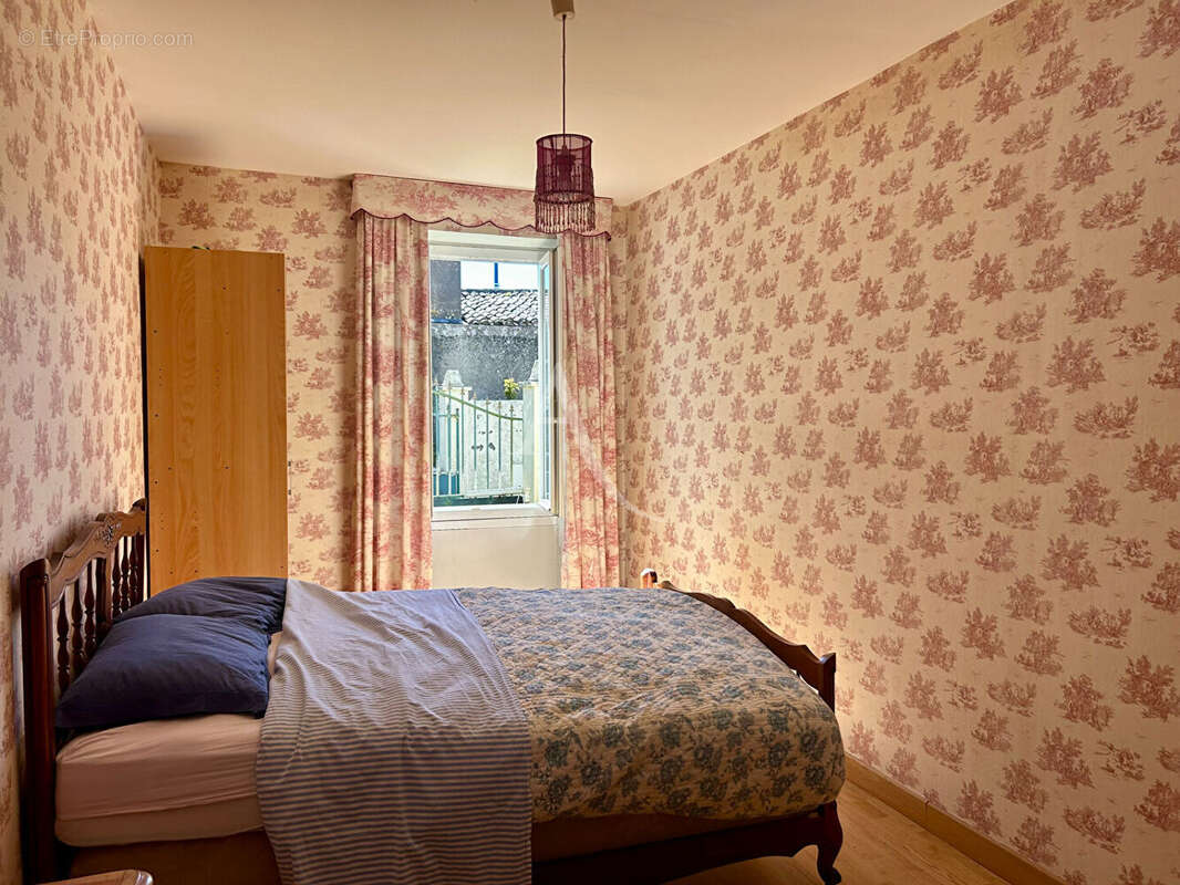 Maison à CHAILLE-LES-MARAIS