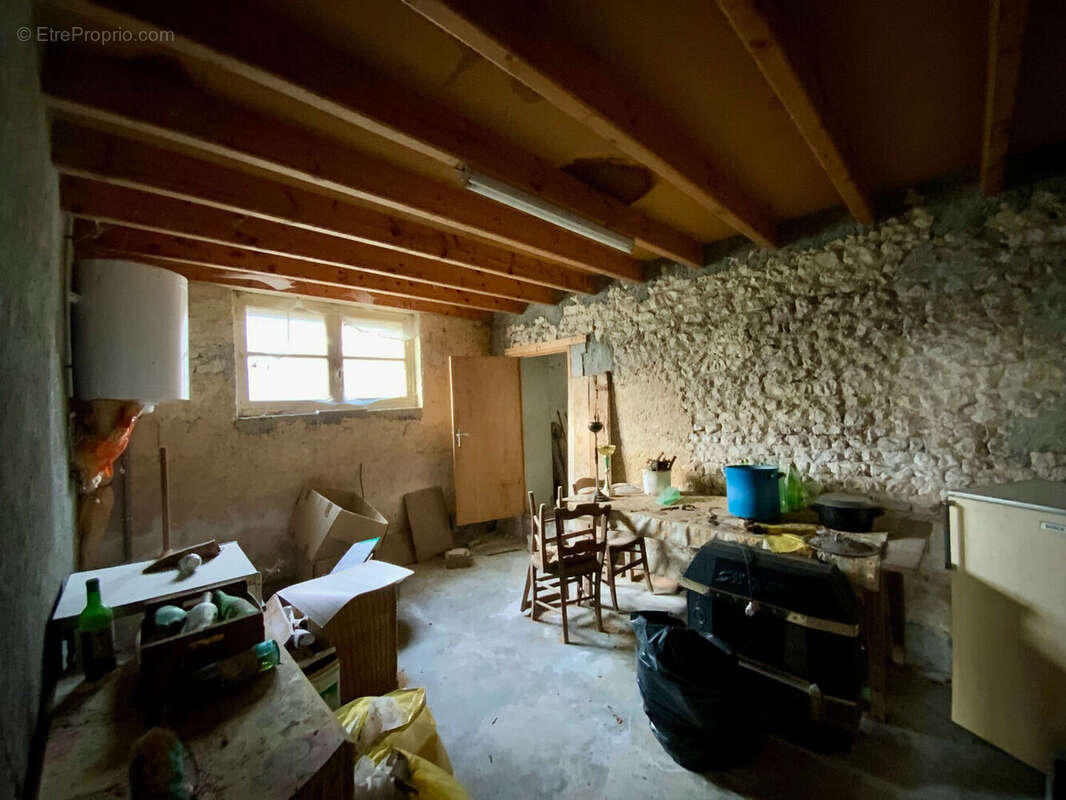Maison à JONZAC