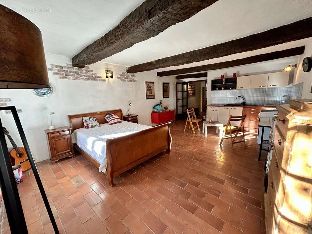 Appartement à BARGEMON