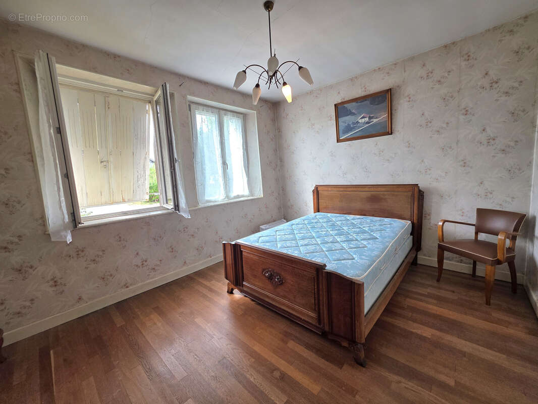 à Champagney Maison 107m2 3 Chambres 10 ares 39 centiares - photo 4