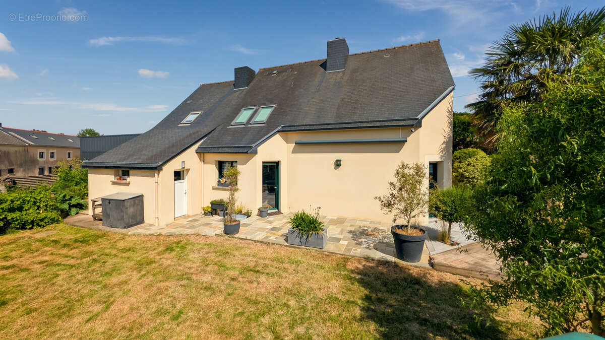 Maison à IRODOUER