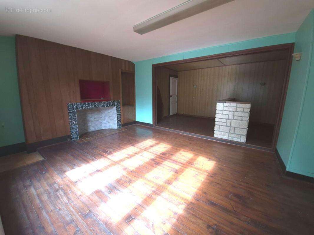 Appartement à BRAY-SUR-SEINE