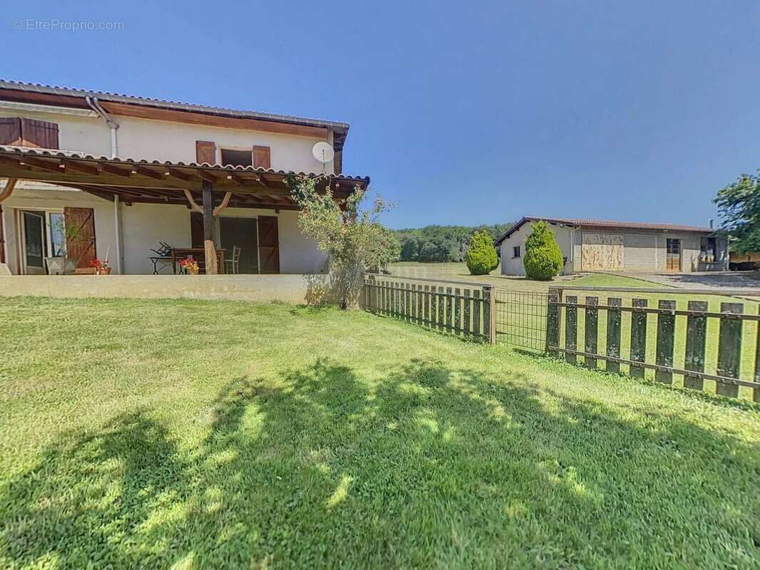 Maison à ENCAUSSE-LES-THERMES